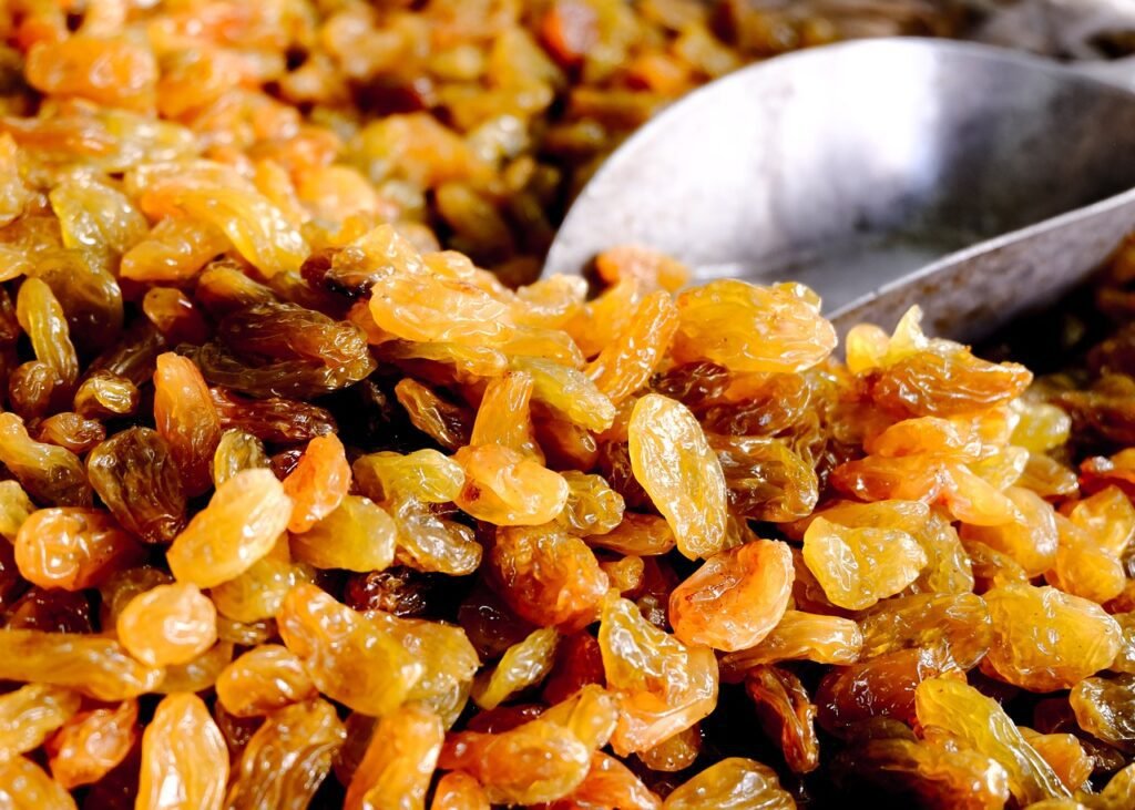 Health Benefits of Raisin